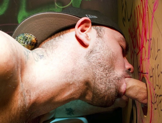 Hot or Not : Gloryholes