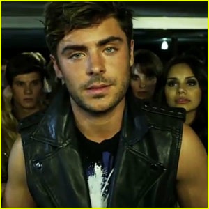 zac-efron_blog.adam4adam.com