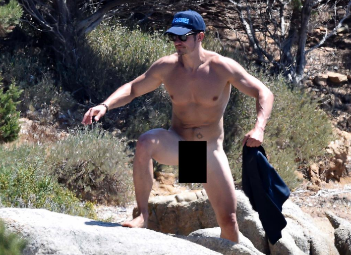 Celebrities : Orlando Bloom Full Frontal Nudity