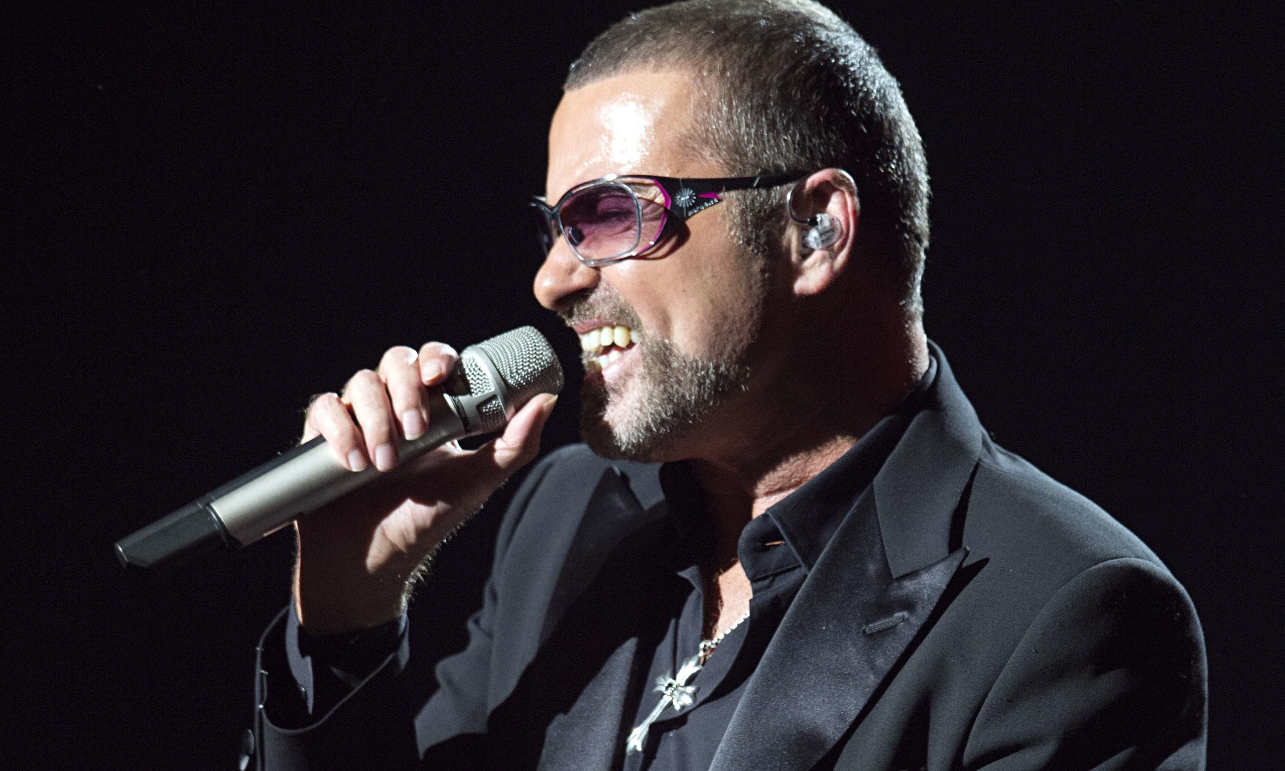 Breaking : George Michael Dies at 53