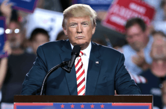 News: Donald Trump Signs Directive on Transgender Military Ban