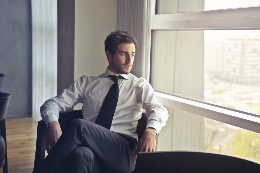 businessman-chairs-facial-expression-716411