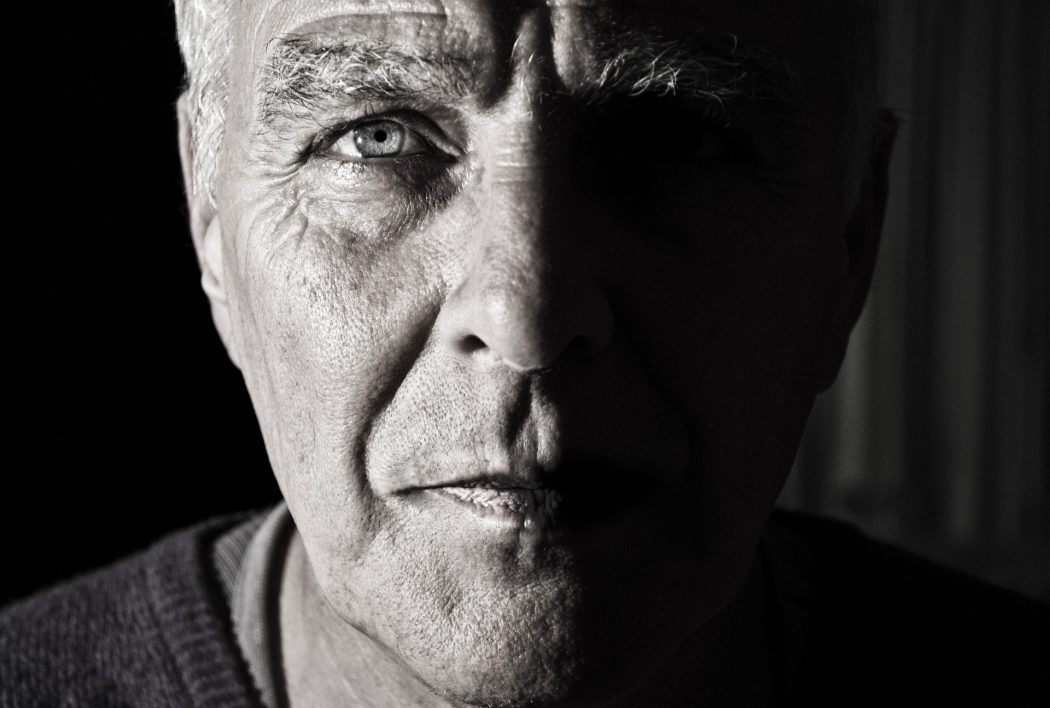 face-984031_1920