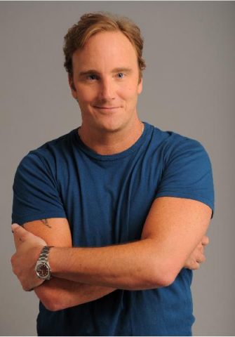 Celebrities: Jay Mohr Goes Full Frontal in Music Video (NSFW)