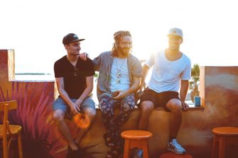 Dating: Four Tips When Dating A Bi Guy